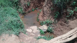 kenya4426-01-unprotected-spring