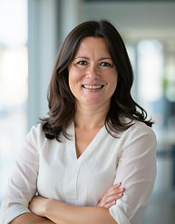 Aragon-Headshot-Melanie-Mohr-17.jpg