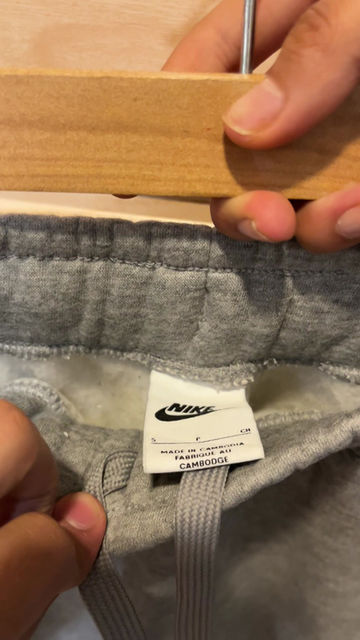 Thumbnail: Men Repeat 3.0 Grey Sweatpants (NK)