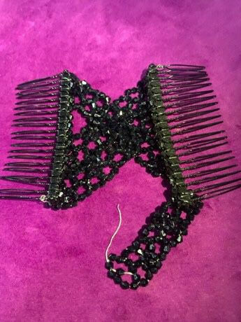 Thumbnail: Women's Double Row Beaded Hair Pin (SHN)