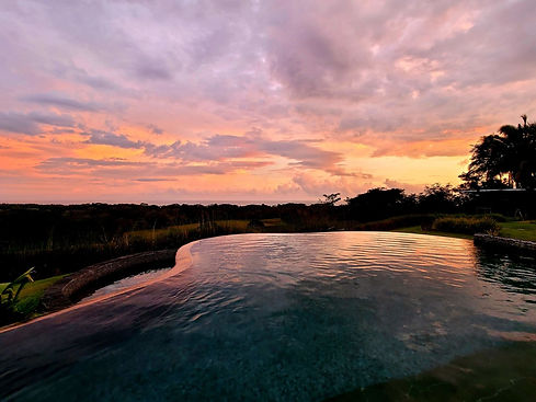 toji-pool-sunset-2.jpeg