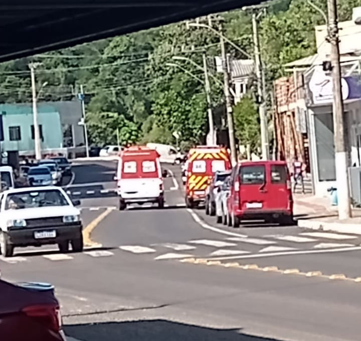 São Carlos: Trabalhadores ficam feridos após queda de estrutura