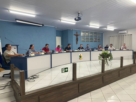 Águas de Chapecó: Antes de interrupção de sessão, vereadores aprovam projetos