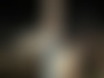 Carro colide em poste e motorista fica ferido em Palmitos