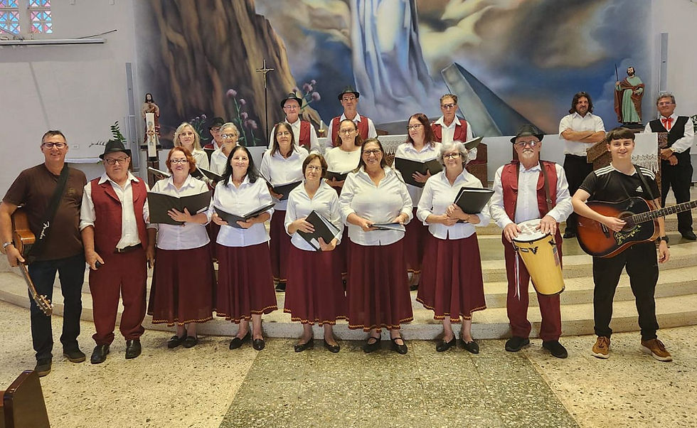 Coral Italiano de Planalto Alegre participa de evento em Palmitos