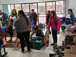 Caxambu do Sul efetua entrega de roupas arrecadadas na Campanha do Agasalho