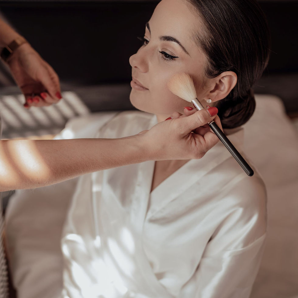 Sleek Bun Brautfrisur