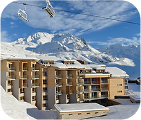 • Val Thorens (França) é o domínio de maior altitude da Europa e o ponto mais alto da área esquiável dos 3 Vallées, a maior área esquiável do mundo, com mais de 600 km de pistas.
• “A vista mais bonita dos Alpes” a partir do Cime de Caron (segundo o Guia Verde Michelin): uma impressionante vista panorâmica de 360º sobre mais de 100 cumes alpinos.
• Garantia de neve: Com 99% da área esquiável situada acima dos 2.000 metros, Val Thorens oferece excelentes condições para que aproveite ao máximo..