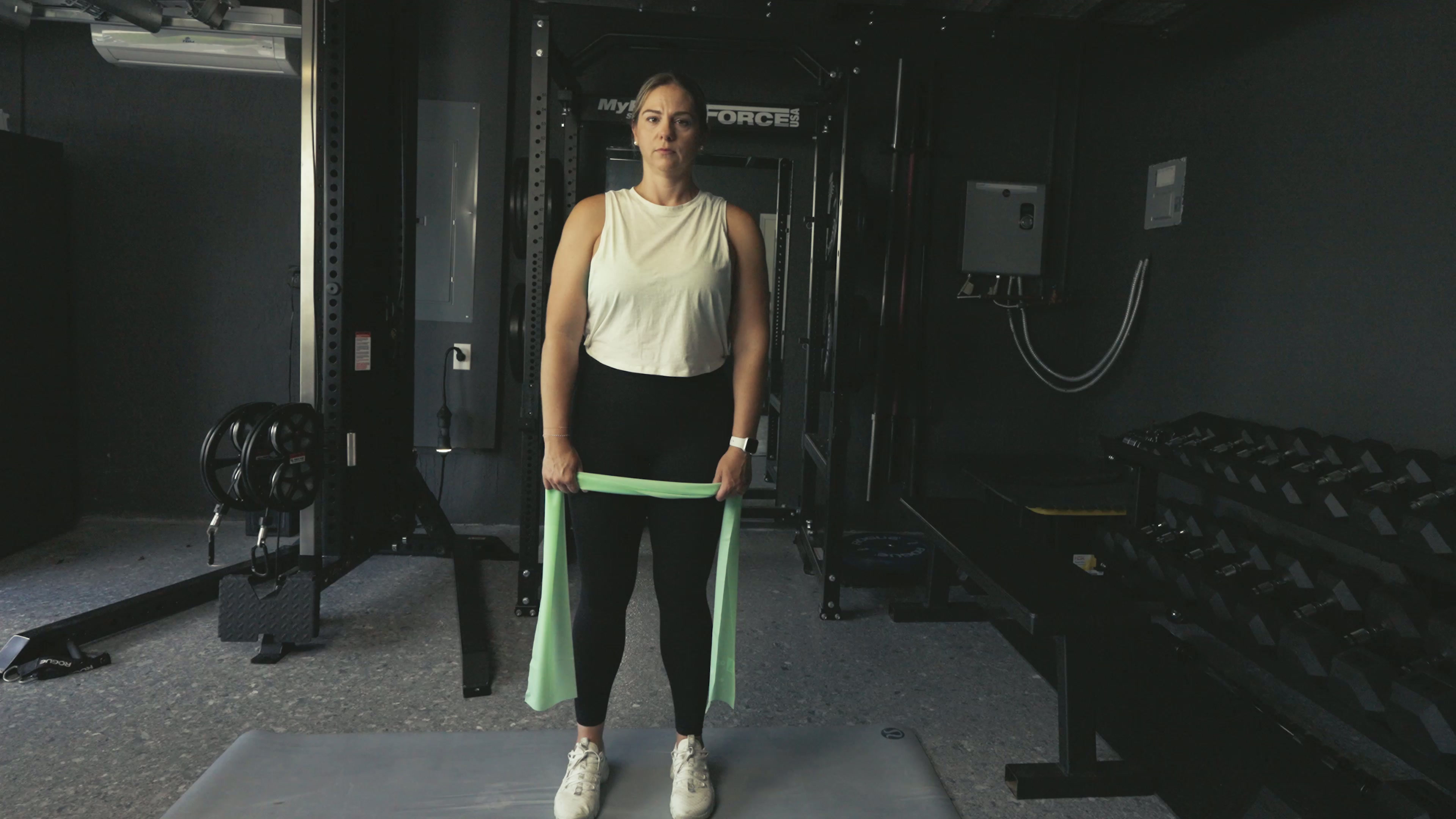 Banded Pull Apart: Single Arm