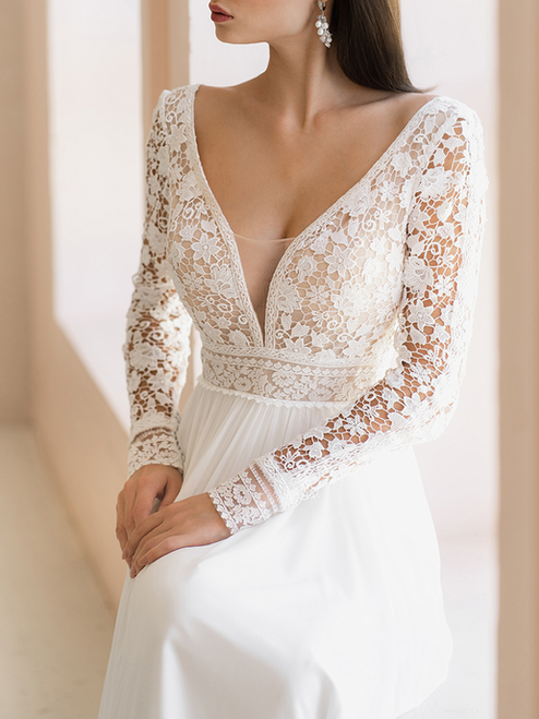 Boho-Vintage Brautkleid mit Strick-Applikationen und Chiffon