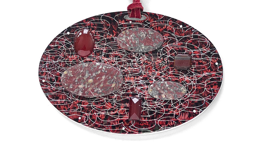 healing stones
precious stones
pendant art jewelry
Sondra Sherman
smycken med stenar
färgstenar