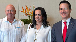 La reunión de varios precandidatos presidenciales con el encargado de Negocios de EE.UU y senadores