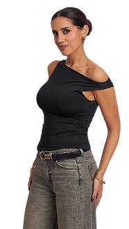 Mica _MG_0326_edited.png