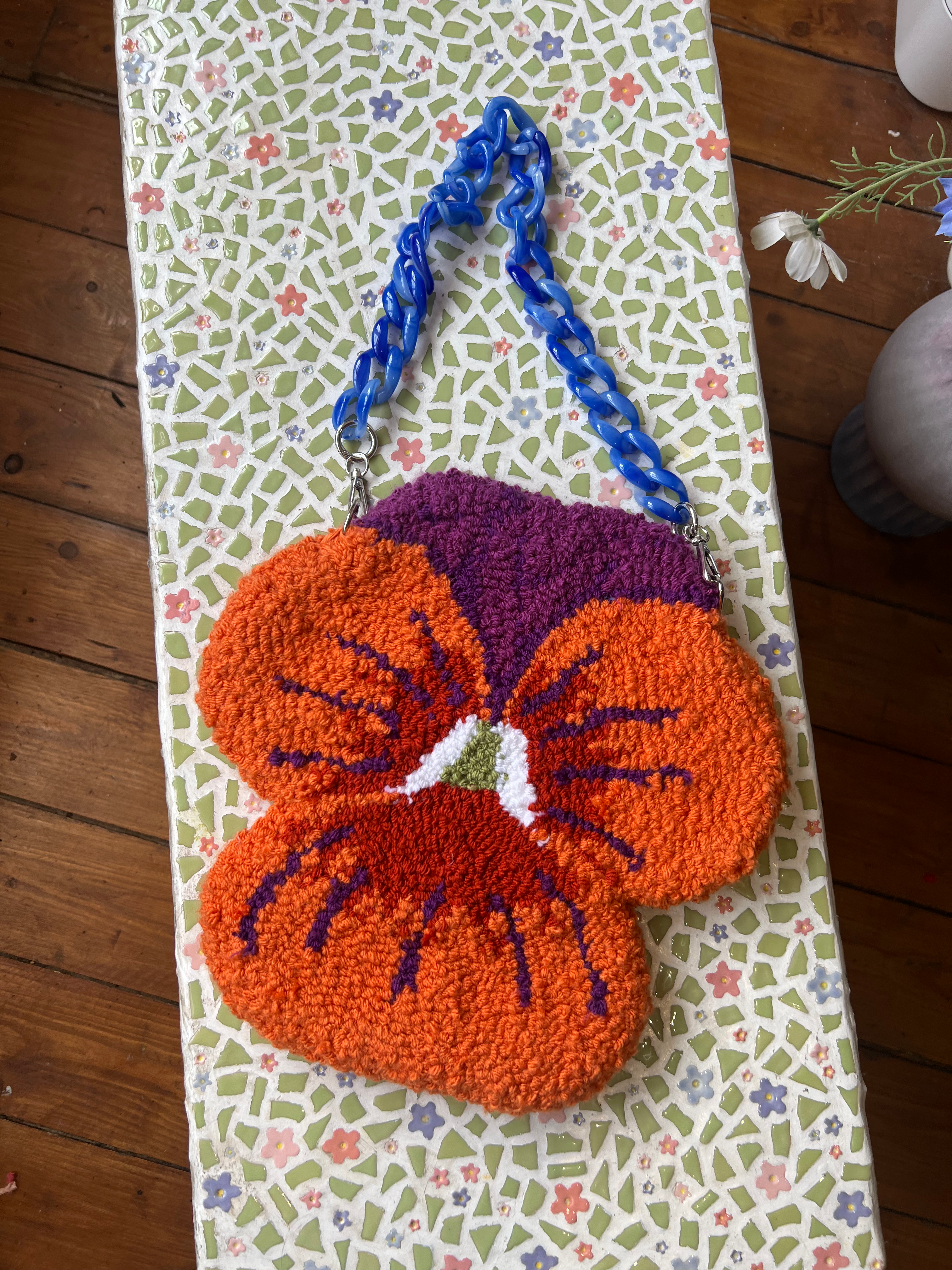 Sample: Biggie Orange 1