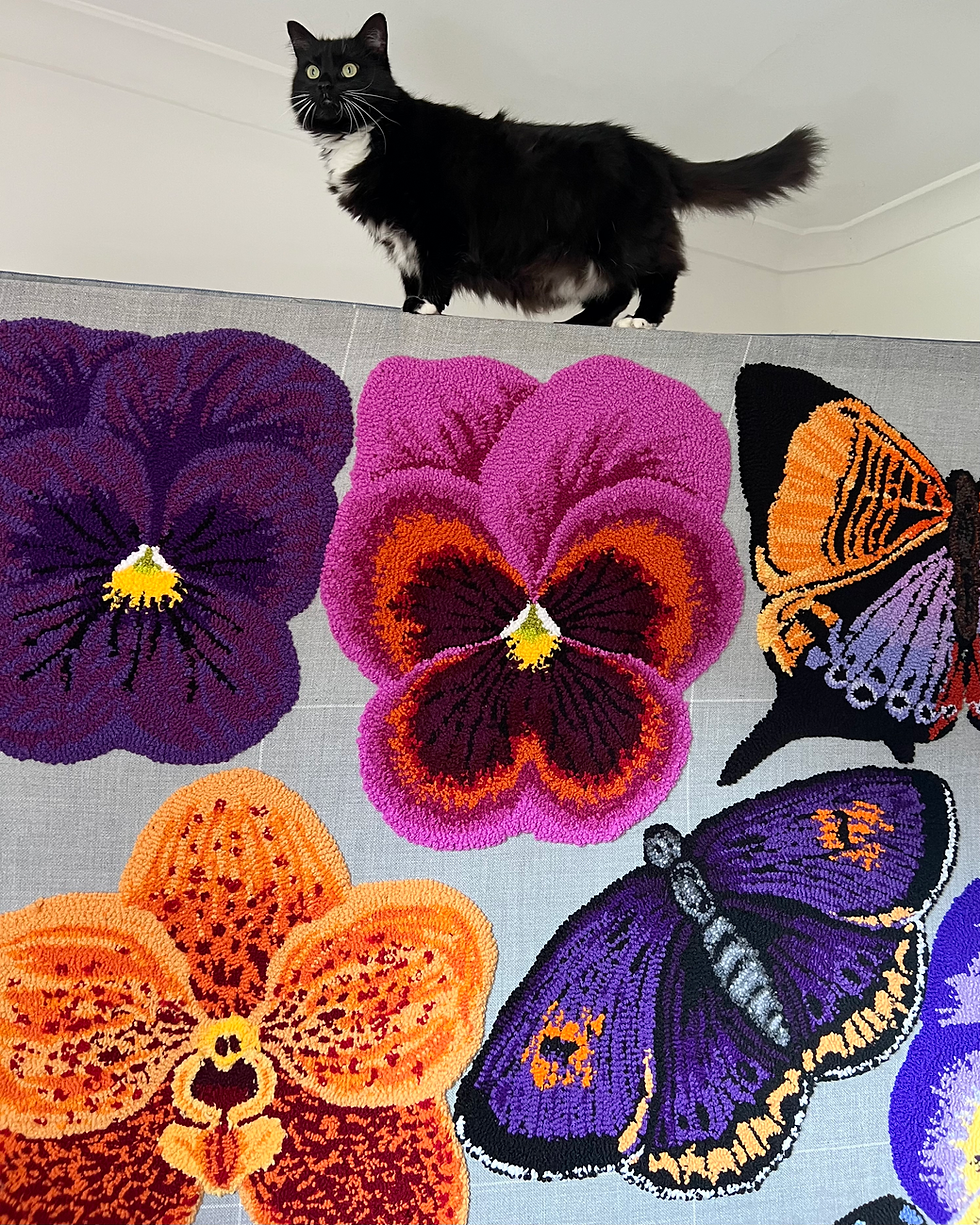 Miniatura: Magenta & Burgundy Pansy Wallhanging