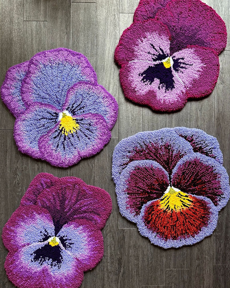 Miniatura: Periwinkle & Plum Pansy