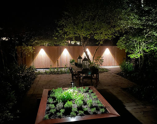 Sfeervolle en functionele verlichting voor elke tuin.