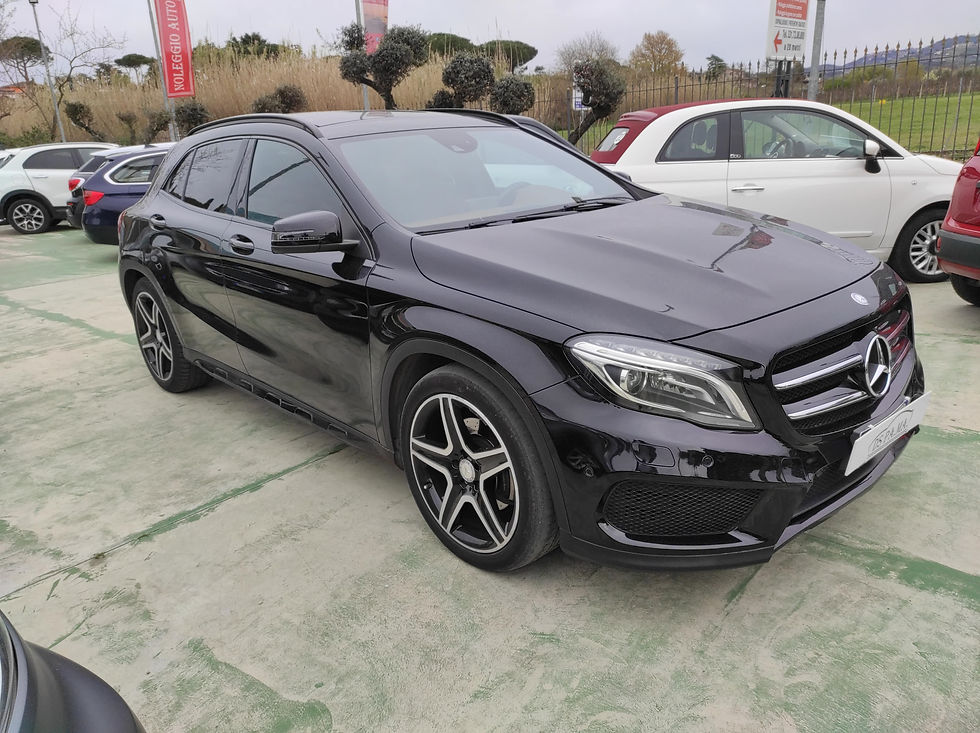 Miniatura: Mercedes GLA 220d 4Matic S
