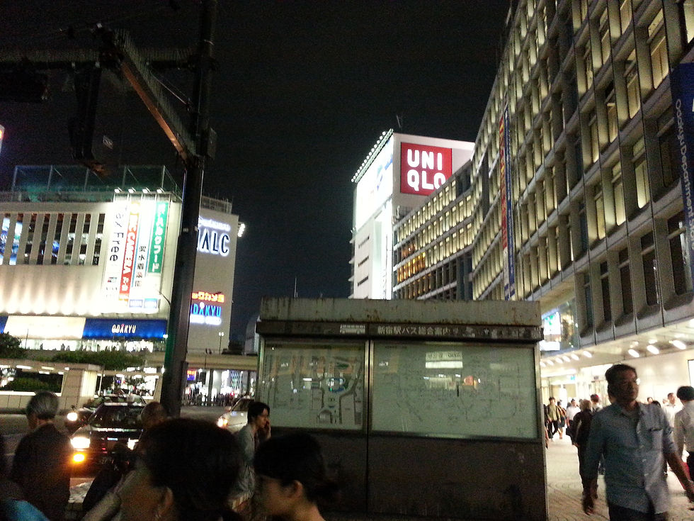 新宿站西口-夜景1