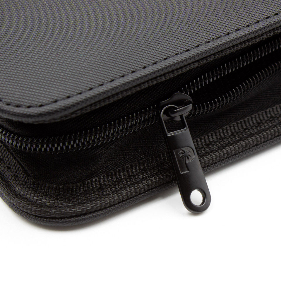 Thumbnail: Palms Off Gaming 4 Pocket Collectors Series Zip Binder - BLACK