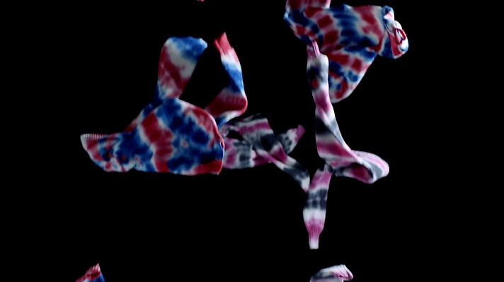 PRADA.00_00_31_22.Immagine005.jpg