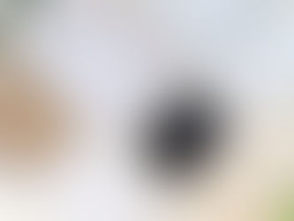 שולחן עבודה עם מחברות ואייפד