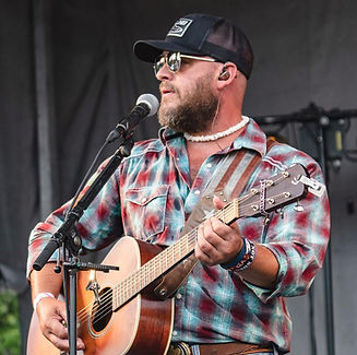 Emerald Live Presents: The Return of Dustin Clark