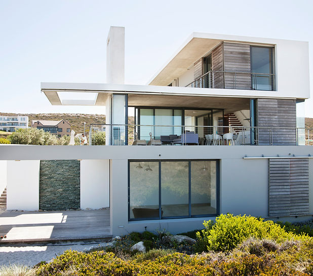Weiß Modern House