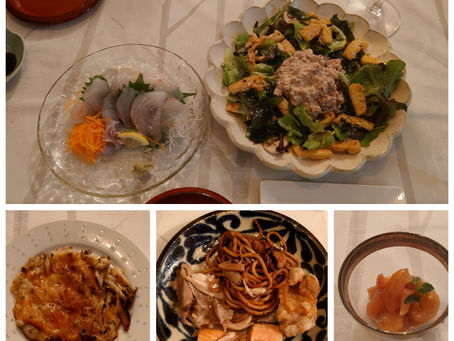 いつもより遅い夕食でした。