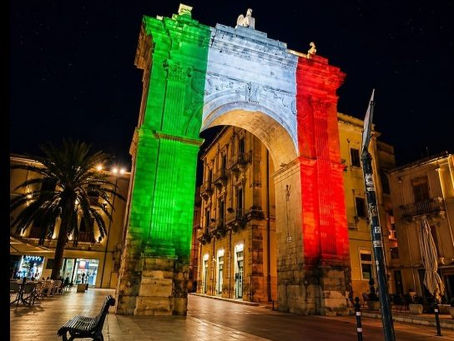 Dove mangiare a Noto: Sotto La Porta Cucina & Pizza, nel centro storico vicino Porta Reale