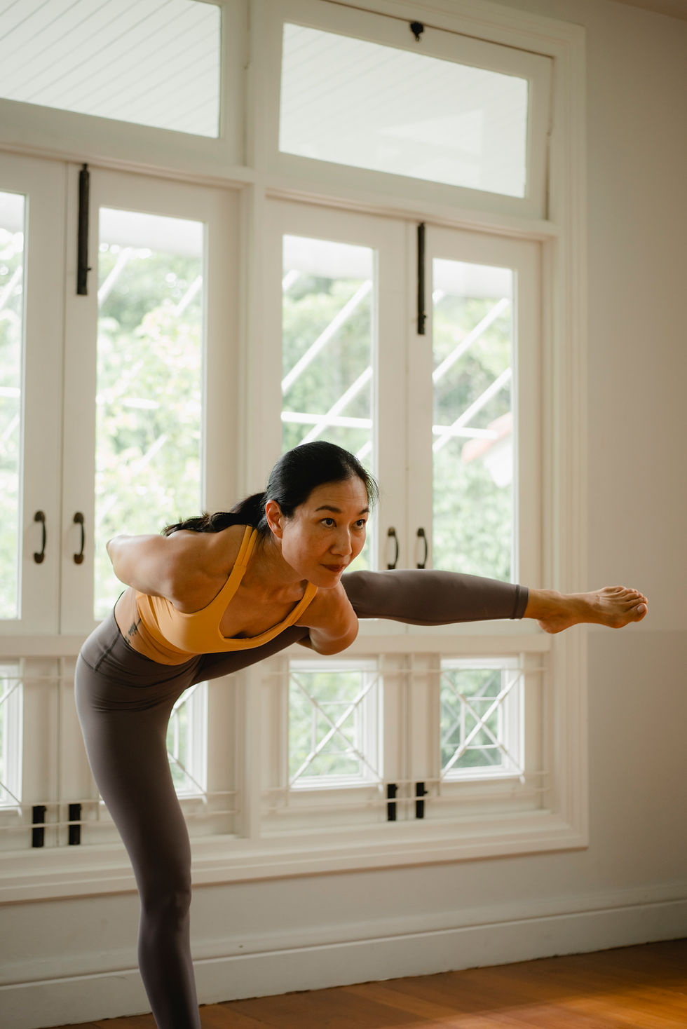 MONDAY FLOW YOGA (ALL LEVELS)