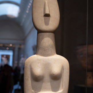 Statua cicladica, Metropolitan Museum