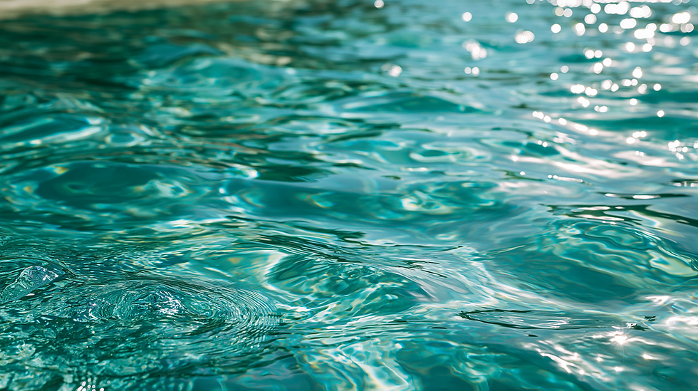 Carolina_close_up_of_luxury_infinity_pool_water_emerald_turqu_239ad394-5b48-4997-a97a-6cbe