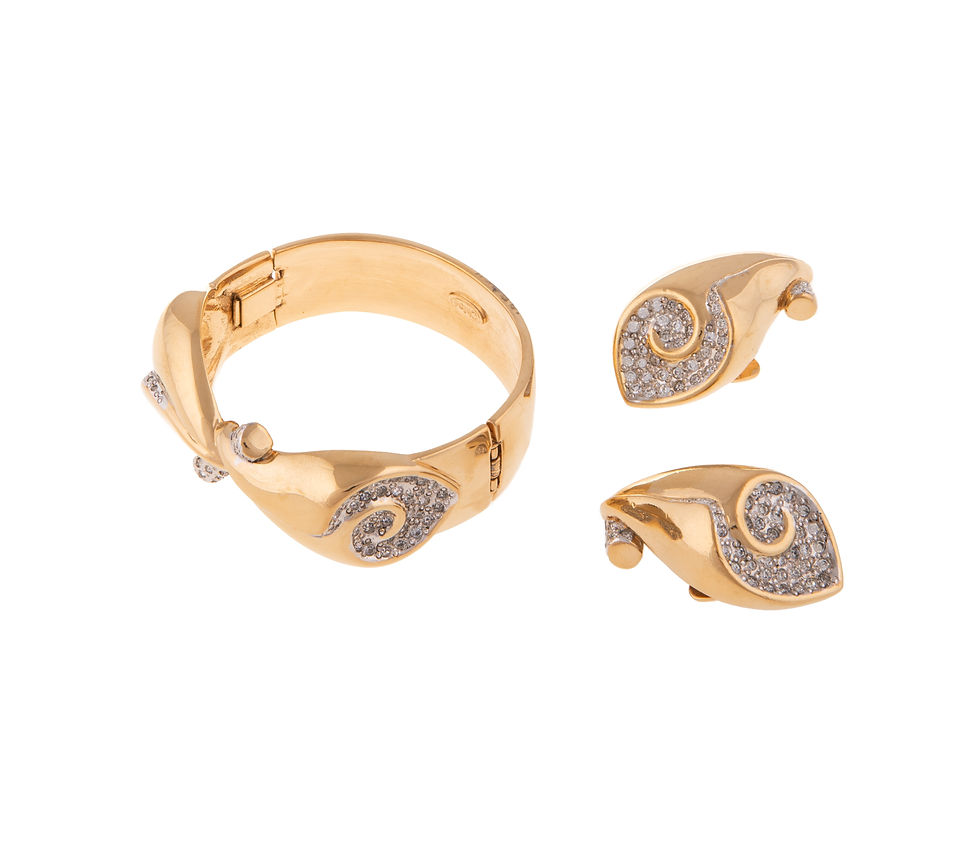 Thumbnail: Chloé Vintage by Karl Lagerfeld, 1990s Set with sea shells