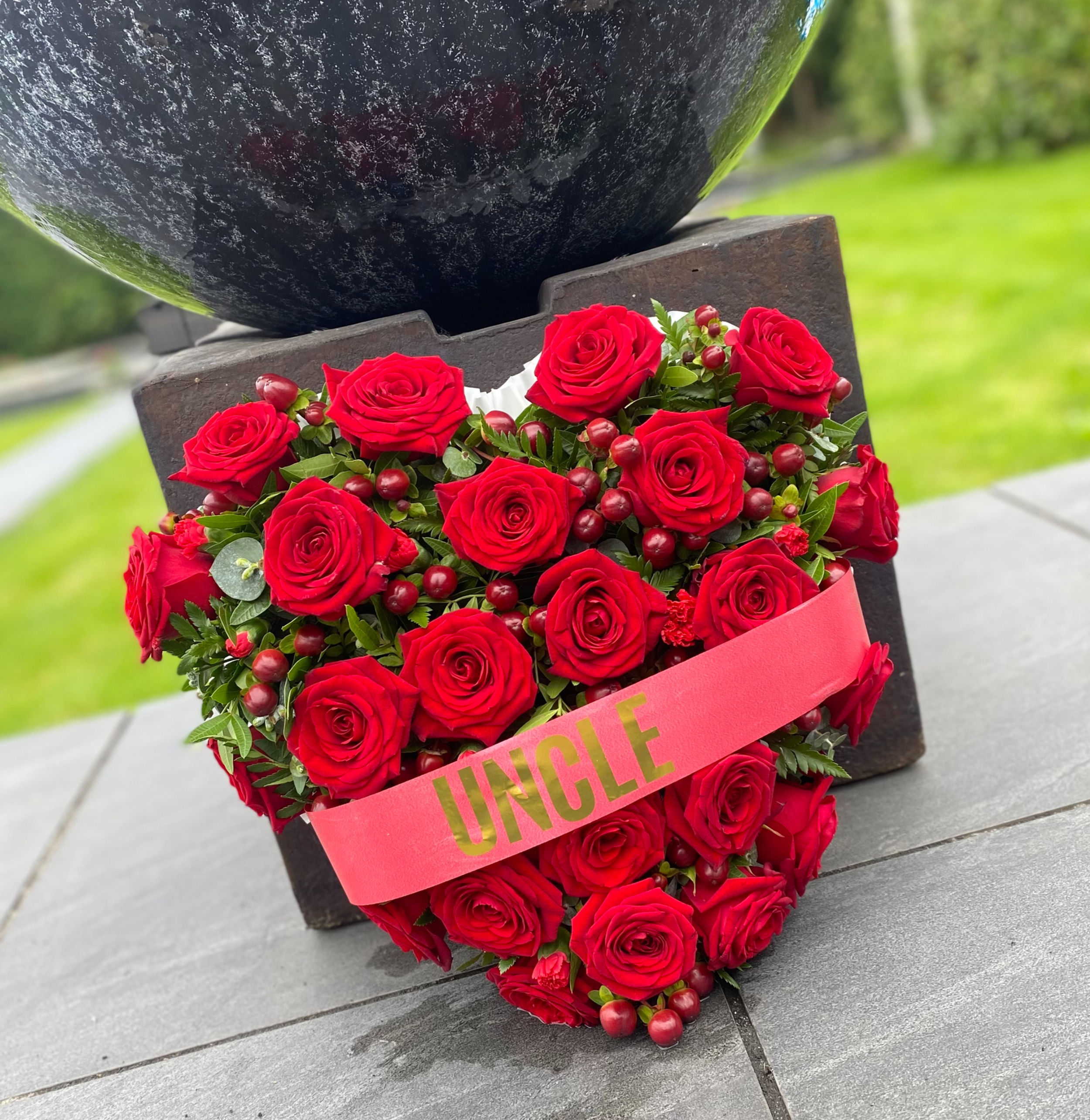 Garden Style Full Heart Tribute