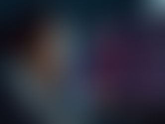 주문 가격과 실제 체결 가격이 달라지는 슬리피지를 경험하는 여성 트레이더