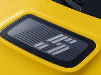 Renault 5 in Pop Yellow.
