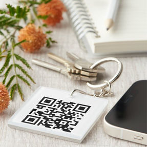 llavero_codigo_qr_de_2_lados_promocion_comercial_o_pase_d-r6b8b9f63fd0e40589eaea9e777bdd8c