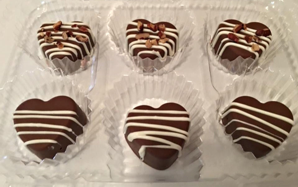 Thumbnail: chocolate heart mold
