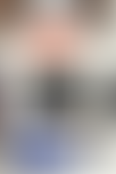 Fallout 76 Pip-Boy 2000 MK VI prop replica in a white and blue Sugar Bombs color scheme with screen and vacuum tubes illumination. It also comes with 1 Holotape and 1 reversible Vault-Tec branded screwdriver. It comes housed in a specialty box and  Vault-Tec branded certificate of authenticity