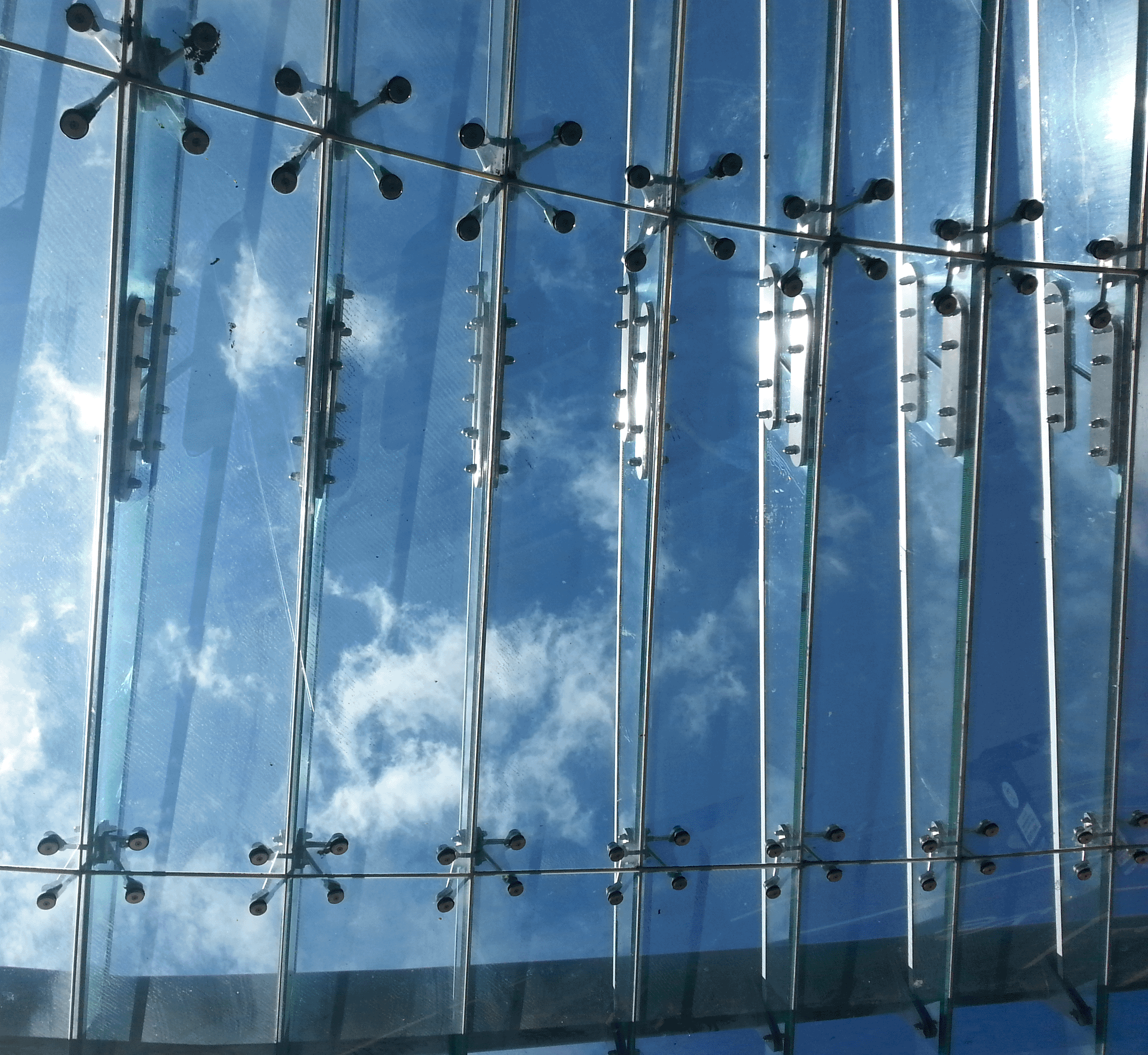 Edinburgh Glass Awning 2.gif