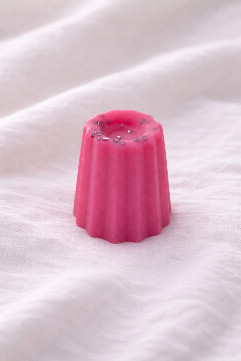 Cannelé "Cerise noire intense"