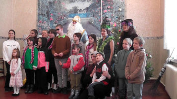 Новорічна казка для особливих діток у Хомминському Будинку творчості
