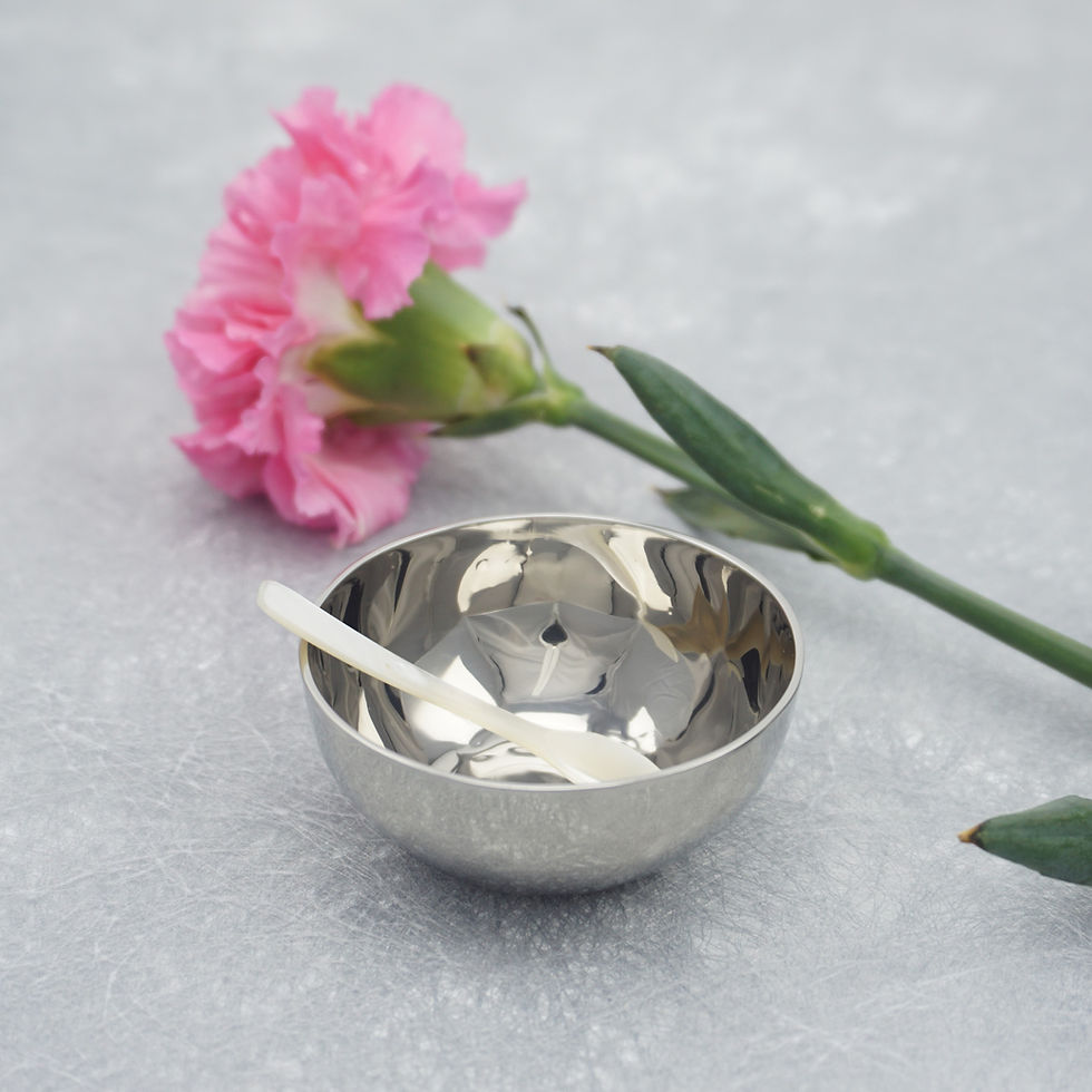 Thumbnail: Sauce Bowl and Pearl Spoon