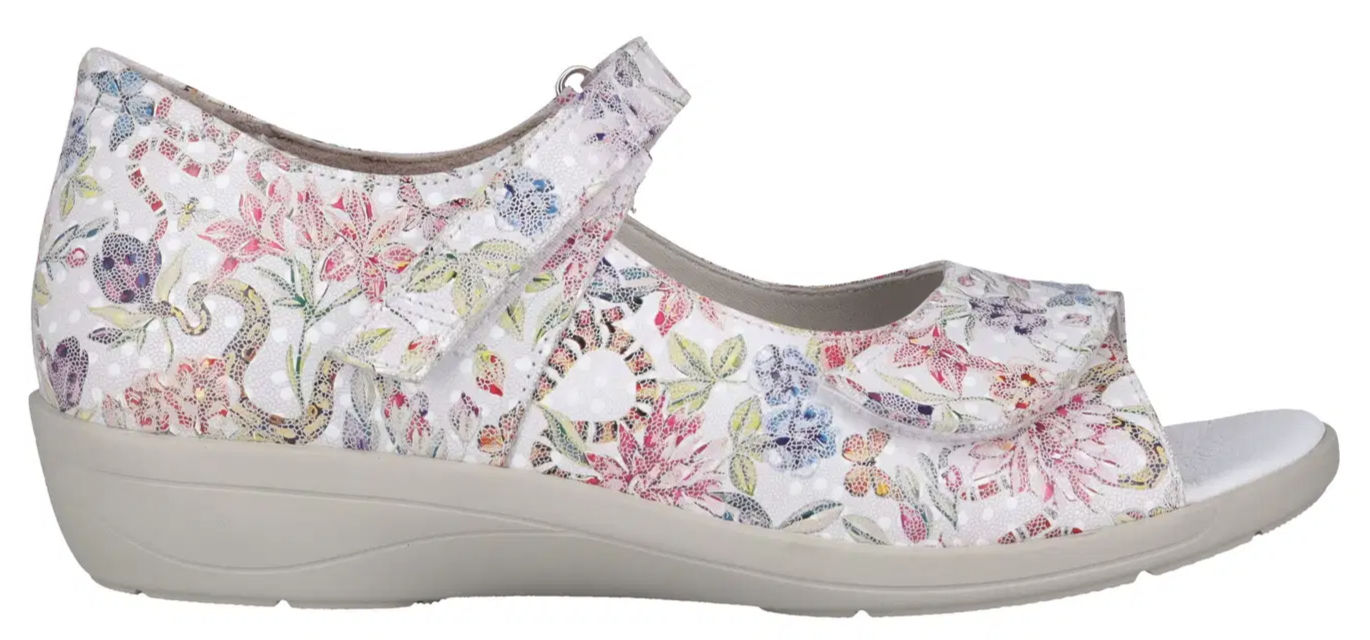 Cabello RE3405 ~ White Pring