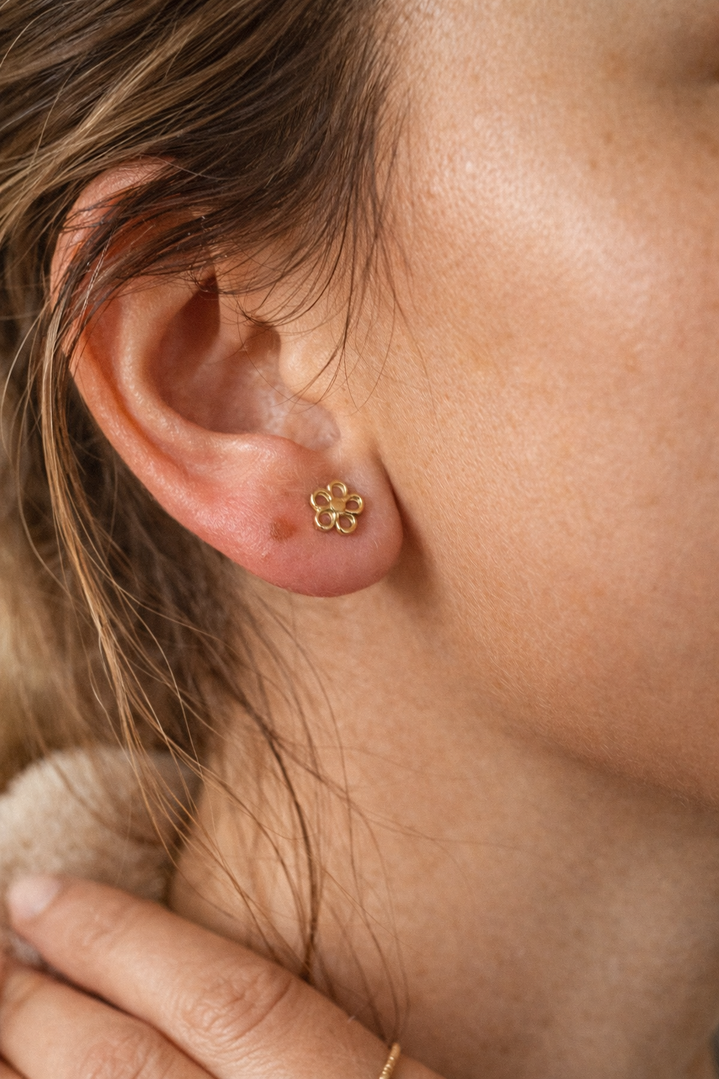 Puces fleurs ajourés Quince