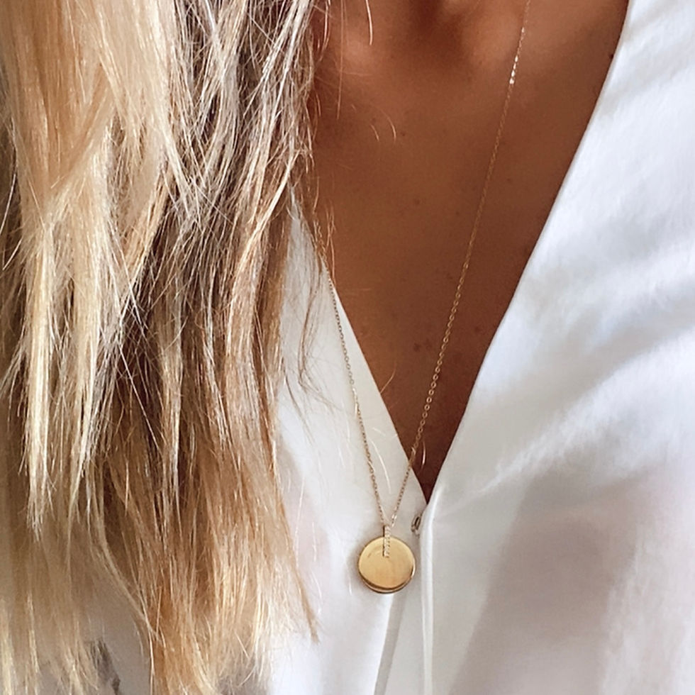 Collier Long sautoir Médaille Luc