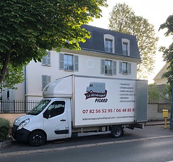 Camion de déménagement