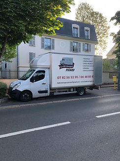 Camion de déménagement