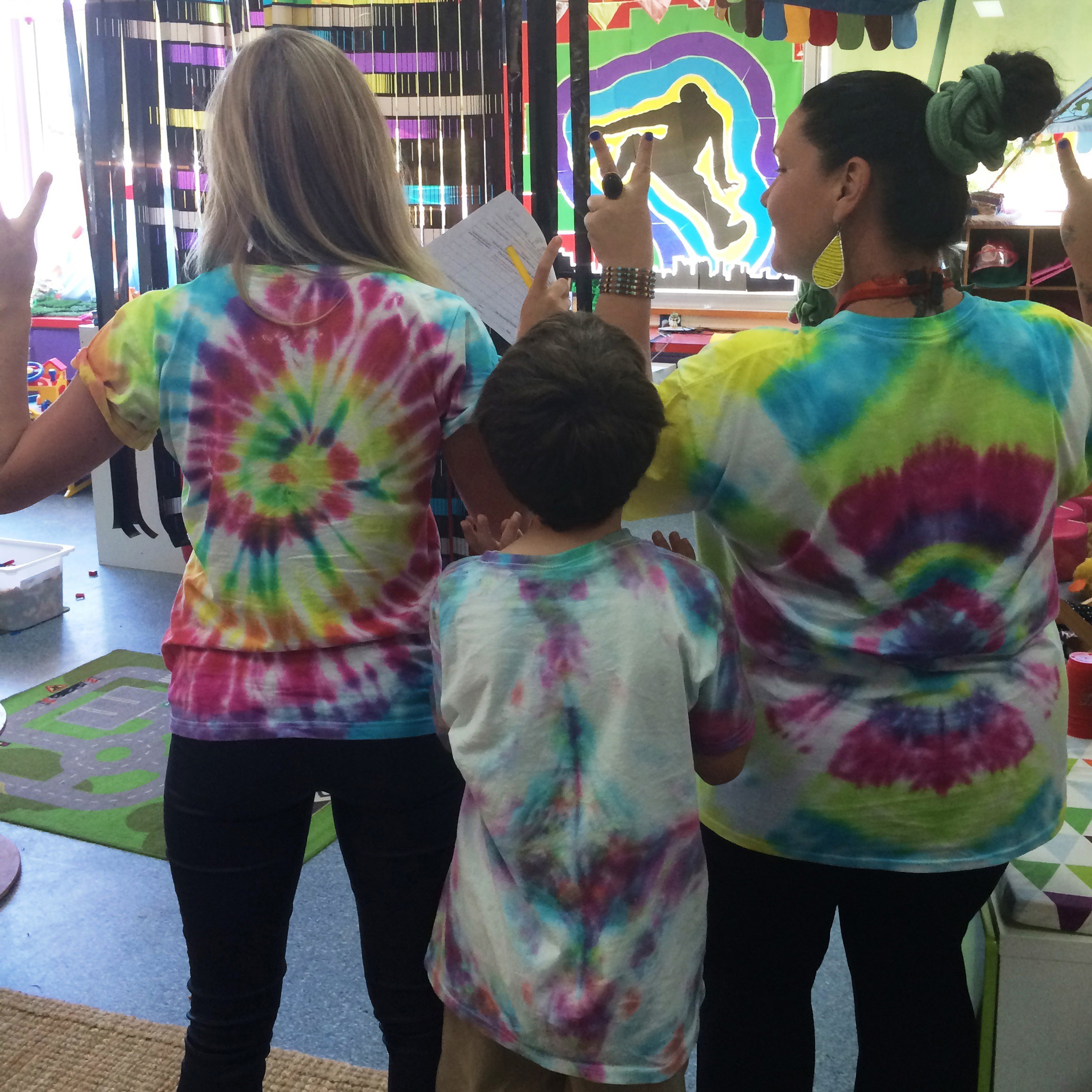 Tie Dyeing at OSHC